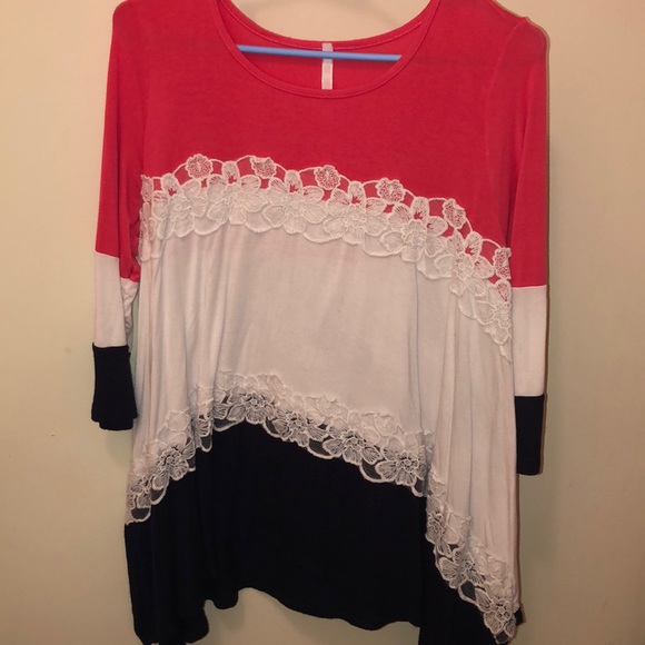 Boutique top!😋😋 - Picture 1 of 7